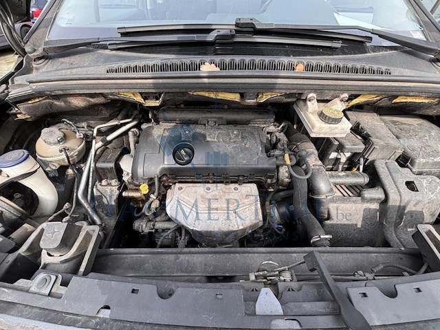 Peugeot 5008 1.6i premium, 2012 - afbeelding 24 van  48