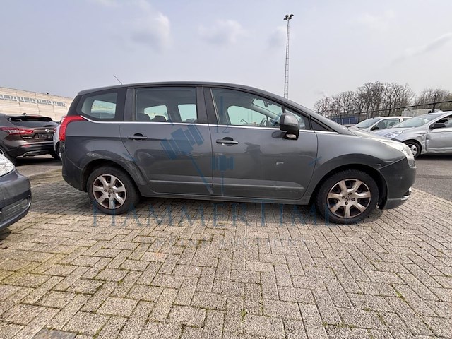 Peugeot 5008 1.6i premium, 2012 - afbeelding 34 van  48