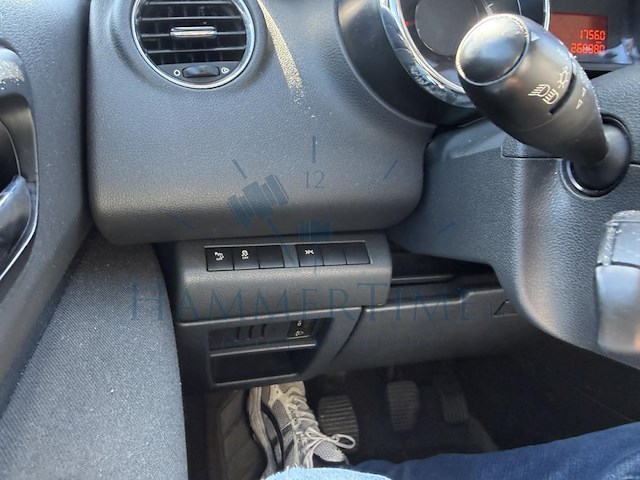 Peugeot 5008 5008 1.6 hdi active fap 115, 2013 - afbeelding 9 van  25