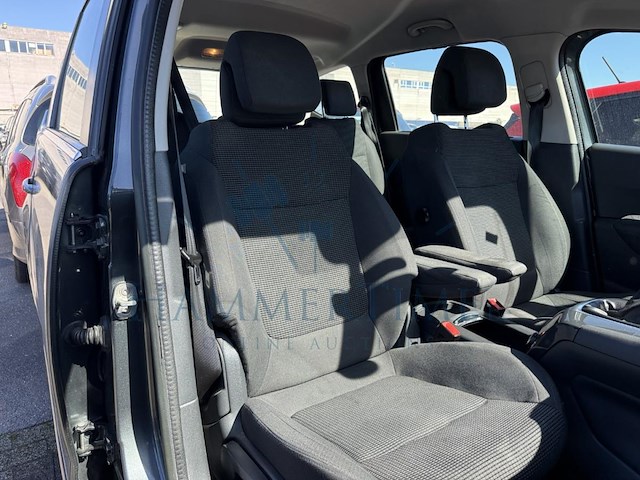 Peugeot 5008 5008 1.6 hdi active fap 115, 2013 - afbeelding 16 van  25