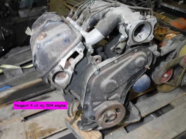 Peugeot 504 fuel injection engine | original french classic engine - afbeelding 5 van  11