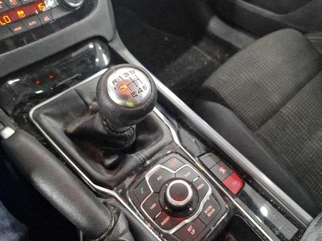 Peugeot 508 sw 1.6 thp blue l. executive, ; 27-rvr-1 - afbeelding 4 van  4