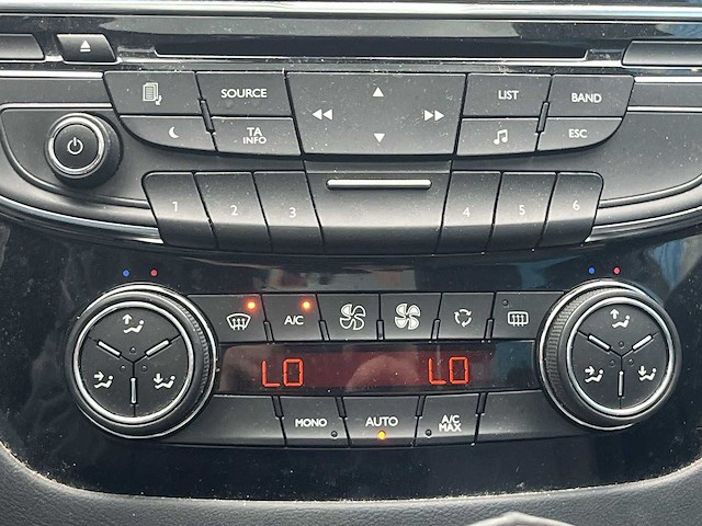 Peugeot 508 sw 1.6 thp blue lease executive 2012 | 02-tdj-2 - afbeelding 13 van  26