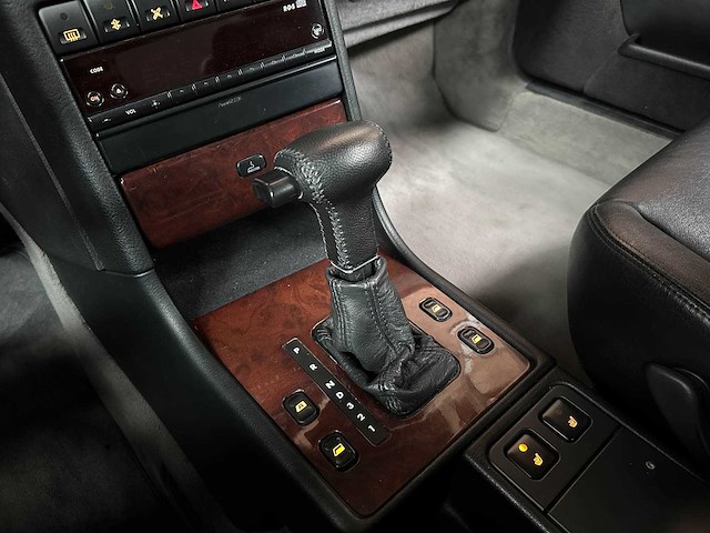 Peugeot 605 3.0 v6 sv 168pk 1997 youngtimer - afbeelding 41 van  55