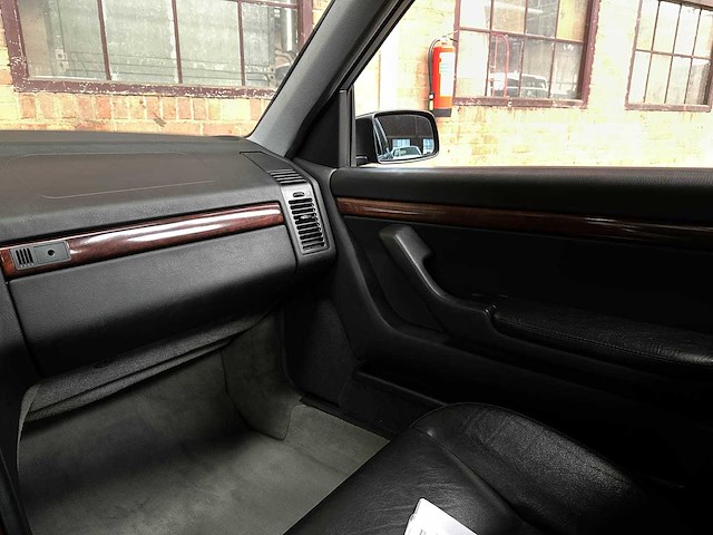 Peugeot 605 3.0 v6 sv 168pk 1997 youngtimer - afbeelding 42 van  55