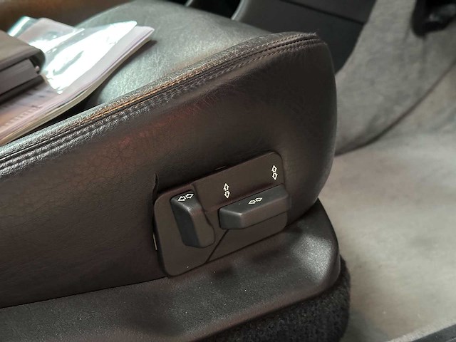 Peugeot 605 3.0 v6 sv 168pk 1997 youngtimer - afbeelding 25 van  55