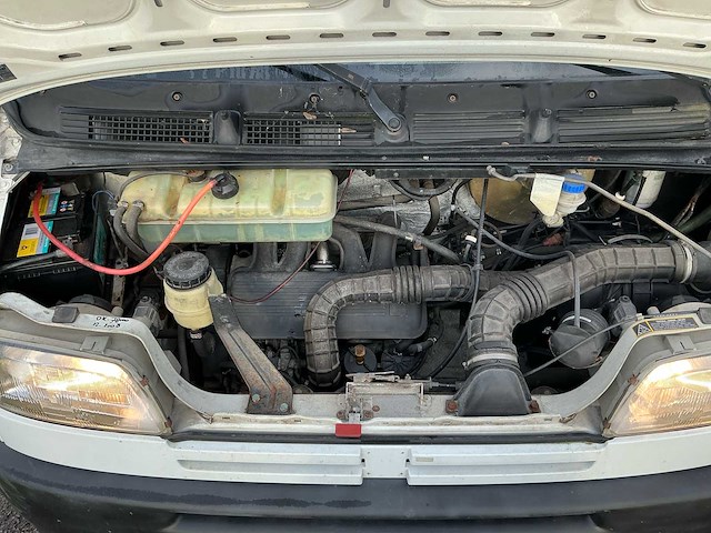 Peugeot boxer 270 cs 1.9 bedrijfswagen - afbeelding 3 van  40