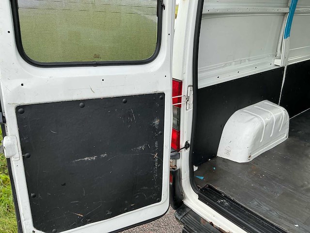 Peugeot boxer 270 cs 1.9 bedrijfswagen - afbeelding 7 van  40