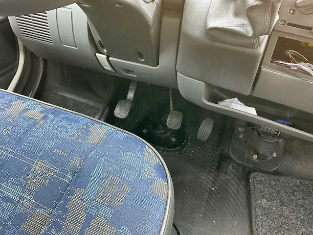 Peugeot boxer 270 cs 1.9 bedrijfswagen - afbeelding 18 van  40