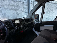 Peugeot boxer 330 2.0 hdi pro 6-persoons bedrijfswagen 110pk 2017, vfz-61-l - afbeelding 4 van  31