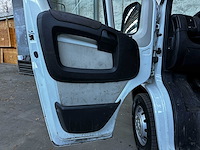 Peugeot boxer 330 2.0 hdi pro 6-persoons bedrijfswagen 110pk 2017, vfz-61-l - afbeelding 17 van  26