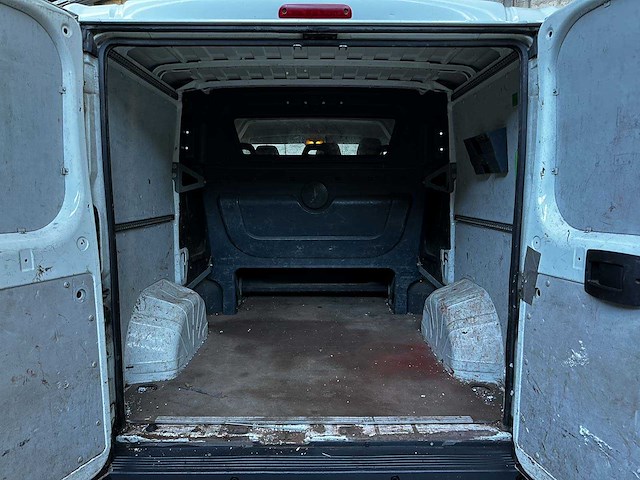 Peugeot boxer 330 2.0 hdi pro 6-persoons bedrijfswagen 110pk 2017, vfz-61-l - afbeelding 20 van  26