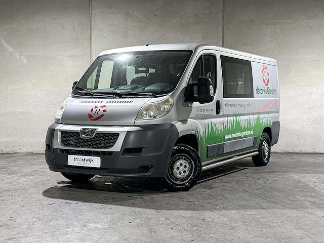Peugeot boxer 330 2.2 hdi 6-persoons dubbele cabine 110pk 2013 (origineel-nl), vd-010-r - afbeelding 1 van  30