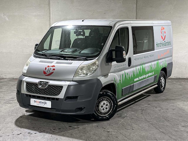 Peugeot boxer 330 2.2 hdi 6-persoons dubbele cabine 110pk 2013 (origineel-nl), vd-010-r - afbeelding 23 van  30