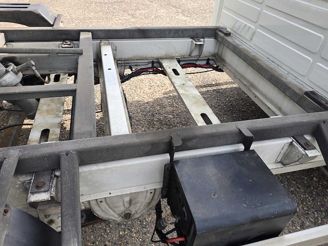 Peugeot boxer 333 2.2 hdi l2 xr dc bedrijfswagen met achterwaartse kipper - afbeelding 3 van  28