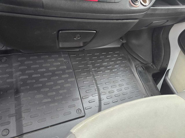 Peugeot boxer 333 2.2 hdi l2 xr dc bedrijfswagen met achterwaartse kipper - afbeelding 2 van  8