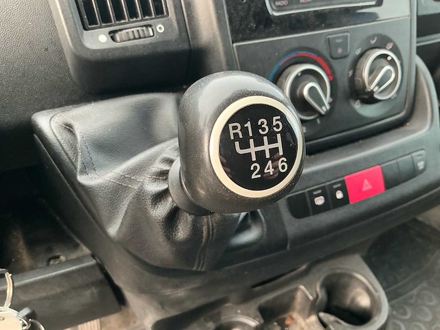 Peugeot boxer 335 2.0 hdil3h2predc bedrijfswagen - afbeelding 22 van  33