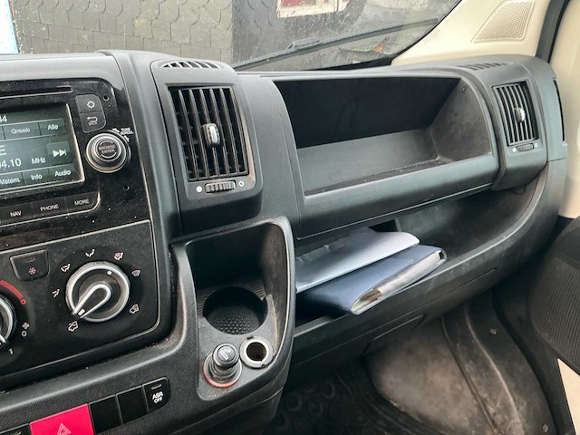 Peugeot boxer 335 2.0 hdil3h2predc bedrijfswagen - afbeelding 24 van  33