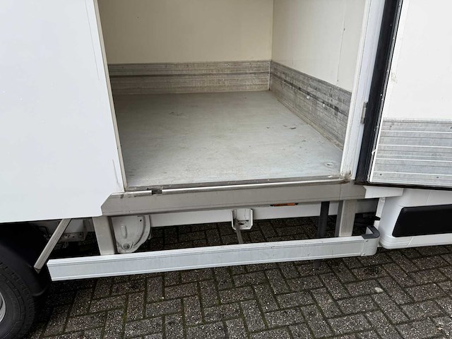 Peugeot boxer 335 2.2 hdi l2 pro -koelwagen- bedrijfswagen - afbeelding 28 van  41