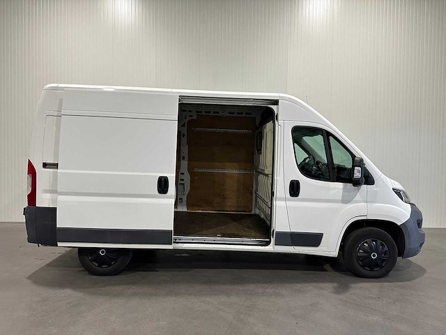 Peugeot boxer 335 2.2 hdi l2h2 xr v-774-zs - afbeelding 15 van  17