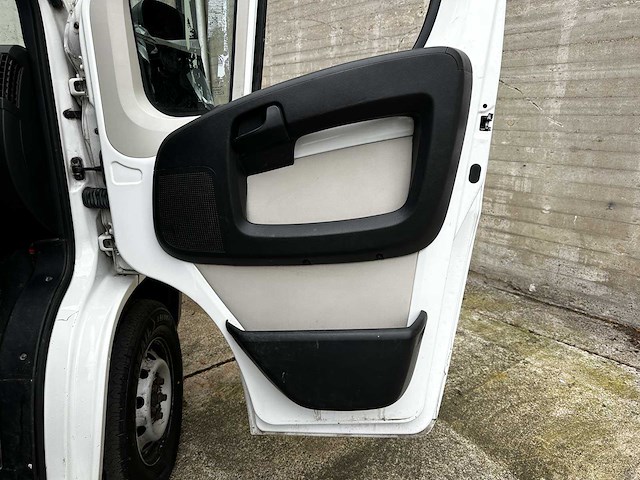 Peugeot boxer 335 2.2 hdi l3h2 xr 131pk 2016, vzf-89-s - afbeelding 4 van  35