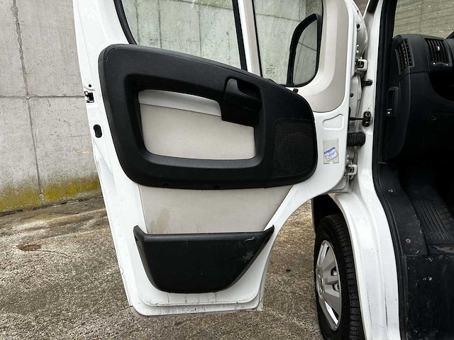 Peugeot boxer 335 2.2 hdi l3h2 xr 131pk 2016, vzf-89-s - afbeelding 15 van  35