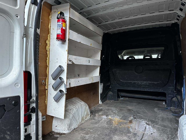 Peugeot boxer 335 2.2 hdi l3h2 xr 150pk 2016 7-persoons bedrijfswagen, v-584-gt - afbeelding 8 van  34