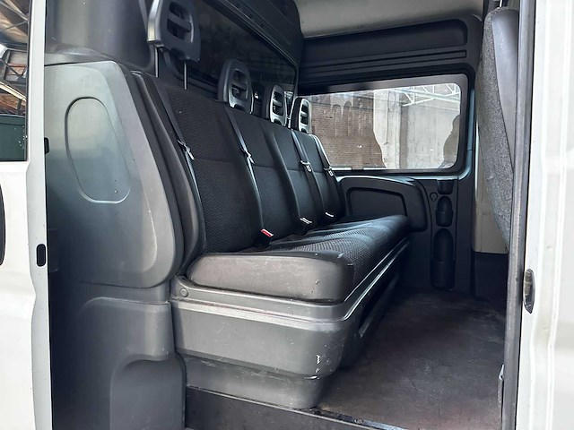 Peugeot boxer 335 2.2 hdi l3h2 xr 150pk 2016 7-persoons bedrijfswagen, v-584-gt - afbeelding 28 van  34