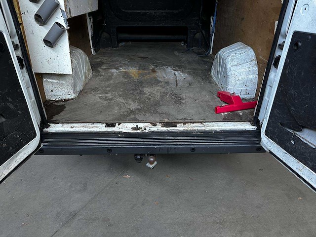 Peugeot boxer 335 2.2 hdi l3h2 xr 150pk 2016 7-persoons bedrijfswagen, v-584-gt - afbeelding 18 van  33