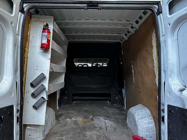 Peugeot boxer 335 2.2 hdi l3h2 xr 150pk 2016 7-persoons bedrijfswagen, v-584-gt - afbeelding 19 van  33