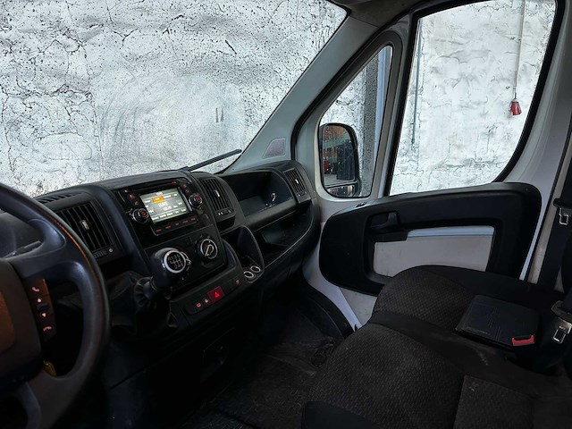 Peugeot boxer 335 2.2 hdi l3h2 xr 150pk 2016 7-persoons bedrijfswagen, v-584-gt - afbeelding 5 van  34