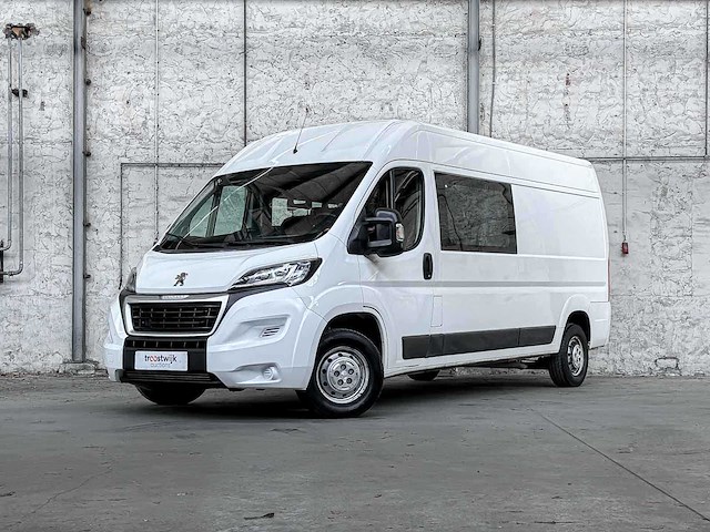 Peugeot boxer 335 2.2 hdi l3h2 xr dc 6-persoons 150pk 2016 bedrijfswagen, v-165-gx - afbeelding 1 van  32