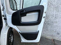 Peugeot boxer 335 2.2 hdi l3h2 xr dc 6-persoons 150pk 2016 bedrijfswagen, v-165-gx - afbeelding 22 van  32