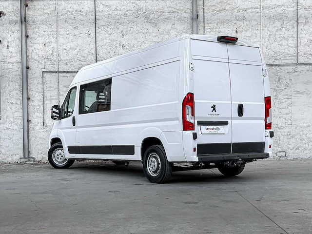 Peugeot boxer 335 2.2 hdi l3h2 xr dc 6-persoons 150pk 2016 bedrijfswagen, v-165-gx - afbeelding 32 van  32