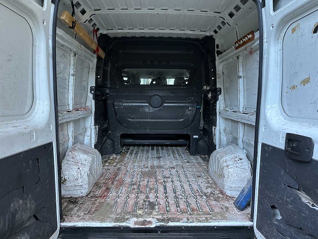 Peugeot boxer 435 2.0 hdi l2h2 pro 163pk 2018, vhz-16-j - afbeelding 18 van  32
