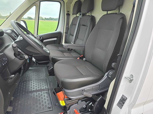 Peugeot boxer 435 2.2 hdi l4 h3, v-33-lxg - afbeelding 17 van  34