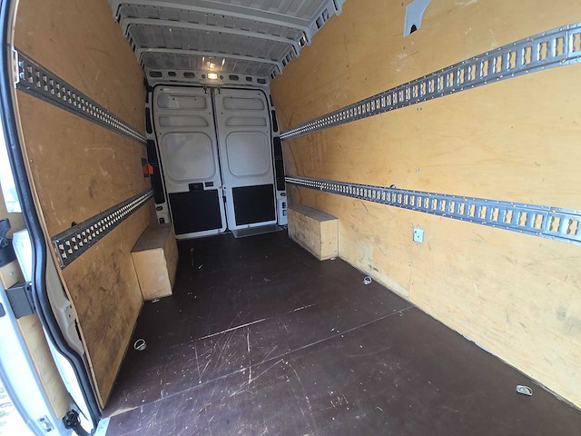 Peugeot boxer 435 2.2 hdi l4 h3, v-33-lxg - afbeelding 22 van  34