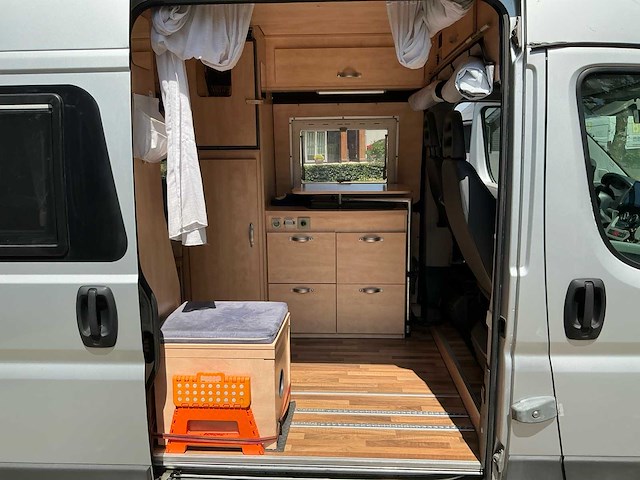 Peugeot boxer burow mobil vip540 camper - afbeelding 13 van  28