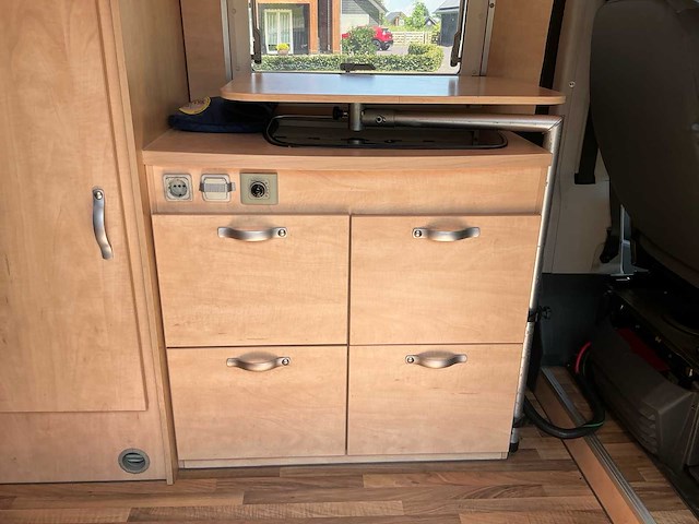 Peugeot boxer burow mobil vip540 camper - afbeelding 16 van  32