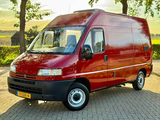 Peugeot boxer kampeerwagen 320mh 2.5d camper 11-sbk-4 - afbeelding 1 van  28