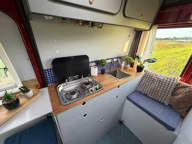 Peugeot boxer kampeerwagen 320mh 2.5d camper 11-sbk-4 - afbeelding 10 van  28