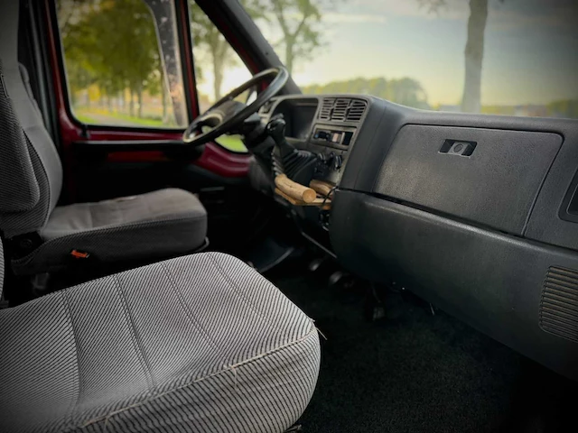 Peugeot boxer kampeerwagen 320mh 2.5d camper 11-sbk-4 - afbeelding 22 van  28
