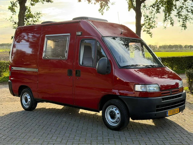 Peugeot boxer kampeerwagen 320mh 2.5d camper 11-sbk-4 - afbeelding 15 van  18