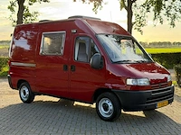 Peugeot boxer kampeerwagen 320mh 2.5d camper 11-sbk-4 - afbeelding 15 van  18