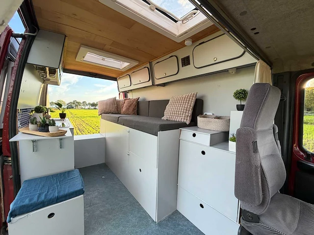 Peugeot boxer kampeerwagen 320mh 2.5d camper 11-sbk-4 - afbeelding 16 van  18