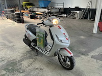 Peugeot bromscooter viva city basic scooter - afbeelding 2 van  9