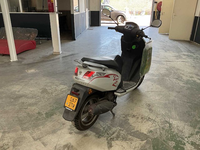 Peugeot bromscooter viva city basic scooter - afbeelding 3 van  9