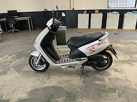 Peugeot bromscooter viva city basic scooter - afbeelding 6 van  9