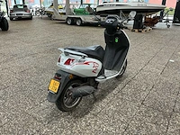 Peugeot bromscooter viva city basic scooter - afbeelding 7 van  11
