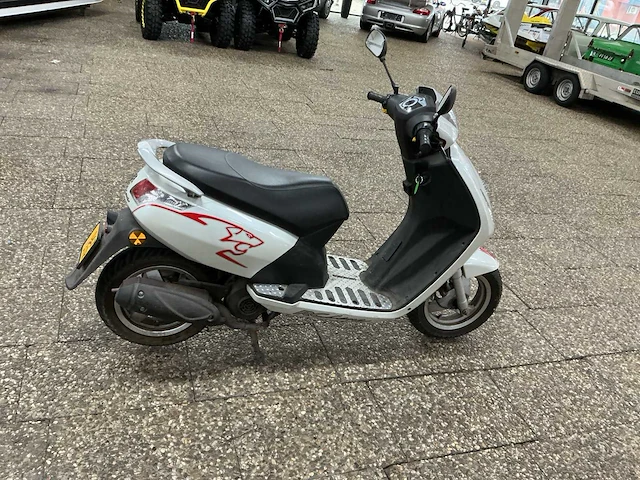Peugeot bromscooter viva city basic scooter - afbeelding 8 van  11
